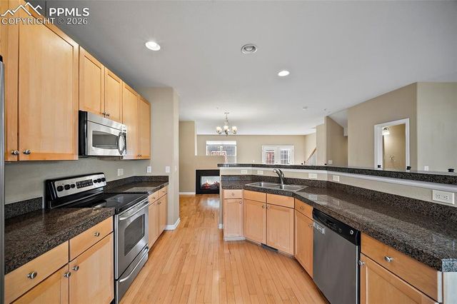 832 Wahsatch Ridge Point, Colorado Springs, CO 80903