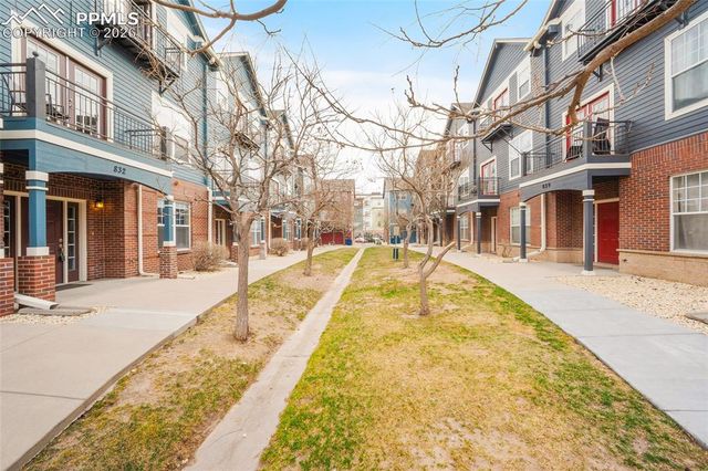 832 Wahsatch Ridge Point, Colorado Springs, CO 80903