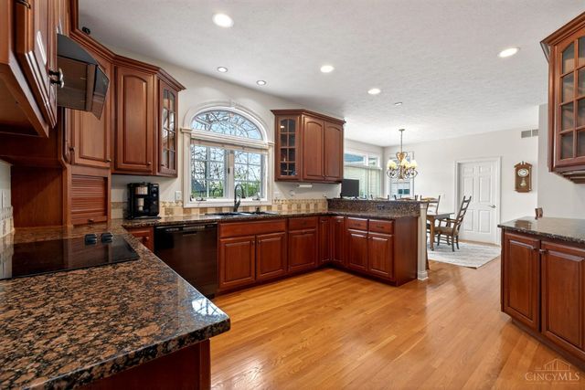 475 Timber Walk Court, Springboro, OH 45066