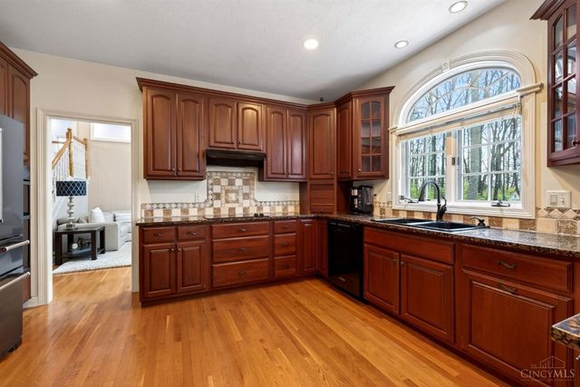 475 Timber Walk Court, Springboro, OH 45066