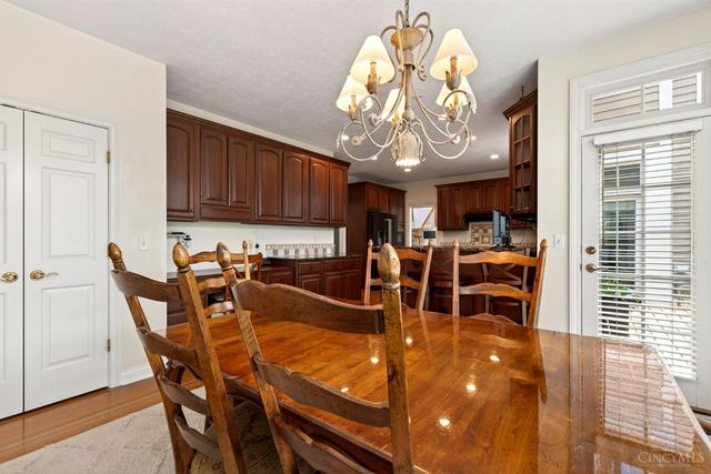 475 Timber Walk Court, Springboro, OH 45066