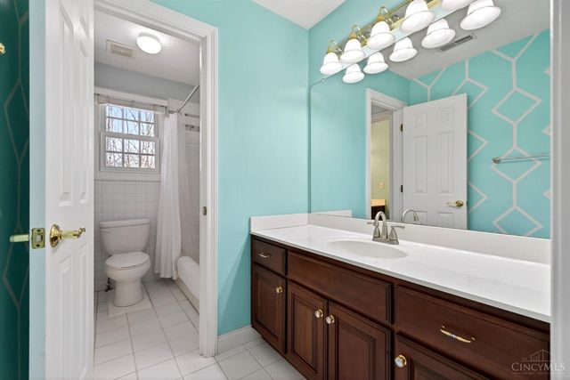 475 Timber Walk Court, Springboro, OH 45066