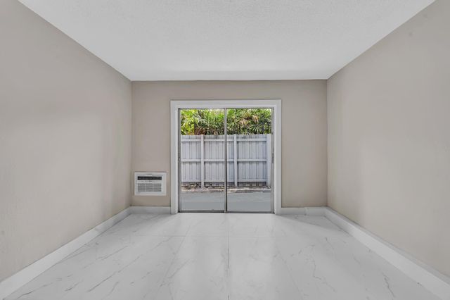 626 SW 14TH Avenue 102, Fort Lauderdale, FL 33312