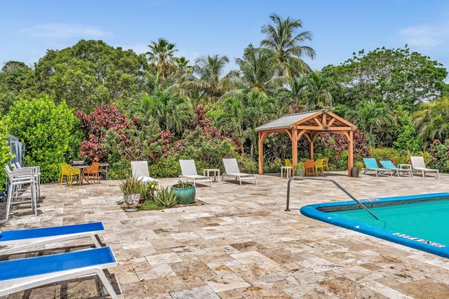 626 SW 14TH Avenue 102, Fort Lauderdale, FL 33312