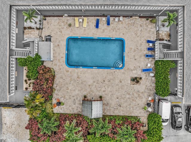626 SW 14TH Avenue 102, Fort Lauderdale, FL 33312