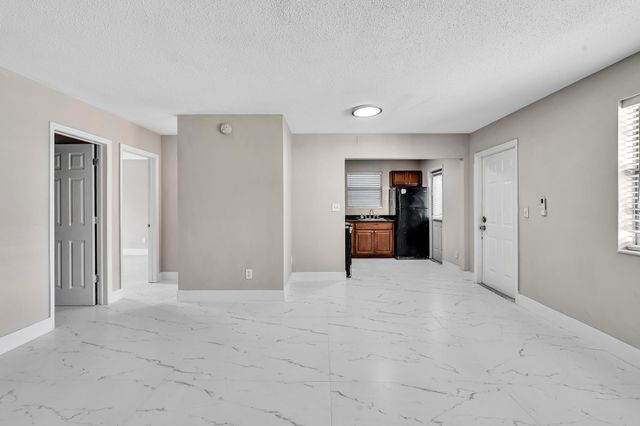 626 SW 14TH Avenue 102, Fort Lauderdale, FL 33312