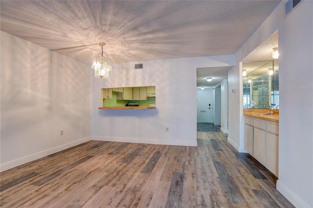 3708 GREENERY COURT 108, Tampa, FL 33618