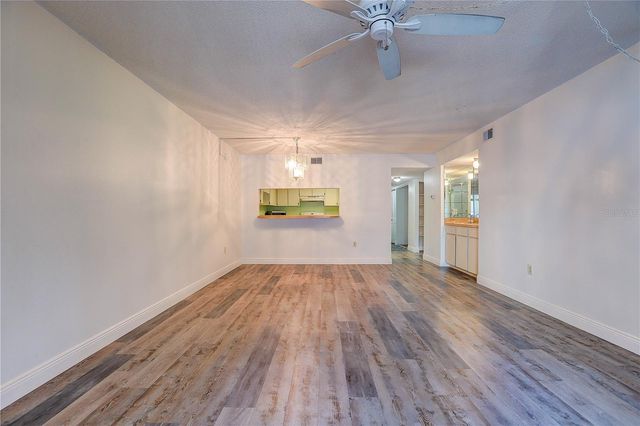 3708 GREENERY COURT 108, Tampa, FL 33618