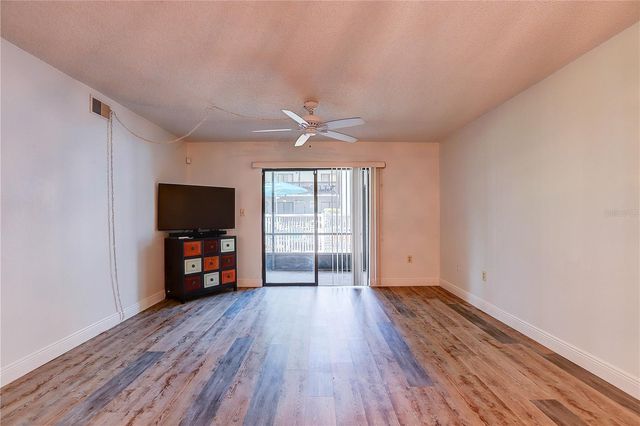 3708 GREENERY COURT 108, Tampa, FL 33618