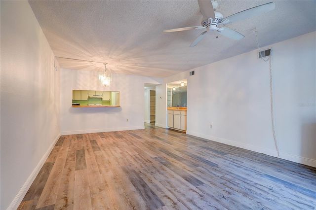 3708 GREENERY COURT 108, Tampa, FL 33618