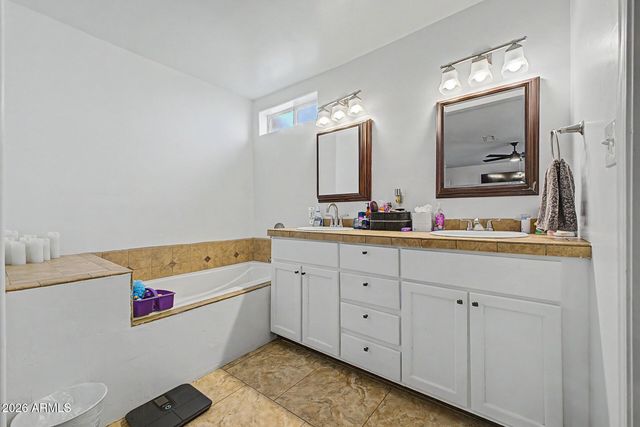 12002 S MANDAN Street, Phoenix, AZ 85044