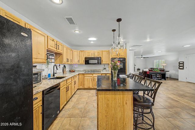 12002 S MANDAN Street, Phoenix, AZ 85044