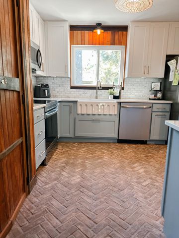 2709 Sunrunner Lane, Gulf Breeze, FL 32563