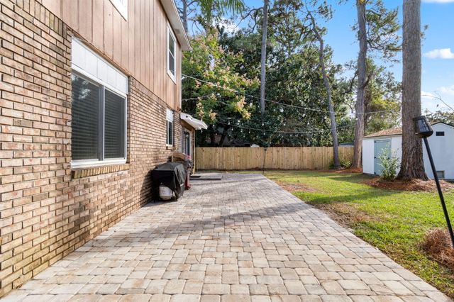 2709 Sunrunner Lane, Gulf Breeze, FL 32563