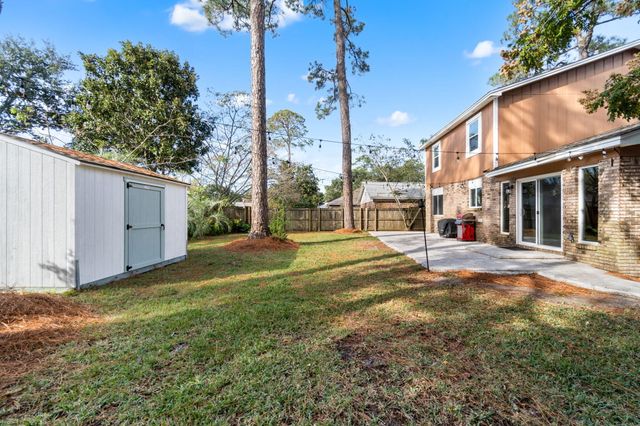 2709 Sunrunner Lane, Gulf Breeze, FL 32563