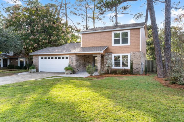 2709 Sunrunner Lane, Gulf Breeze, FL 32563