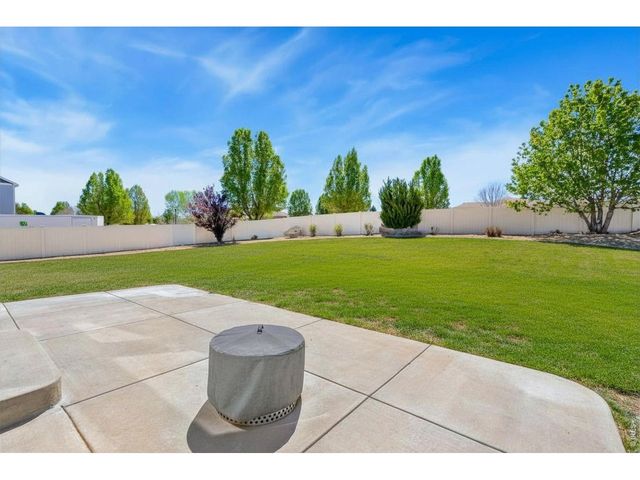 7419 Ladbroke Dr, Windsor, CO 80550