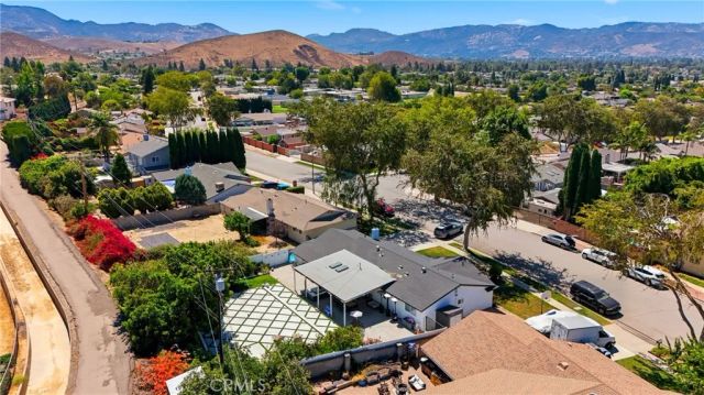 4563 Hempstead St, Simi Valley, CA 93063