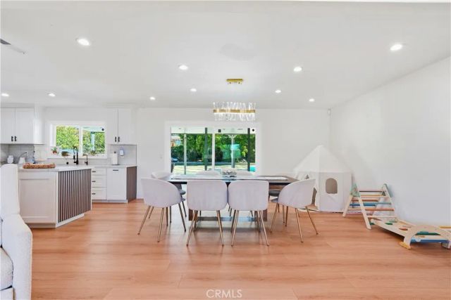 4563 Hempstead St, Simi Valley, CA 93063