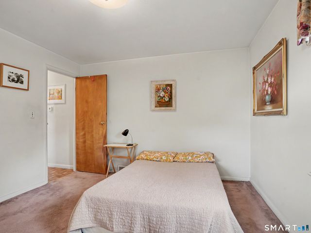 64 Breyer Avenue, Bridgeport, CT 06606