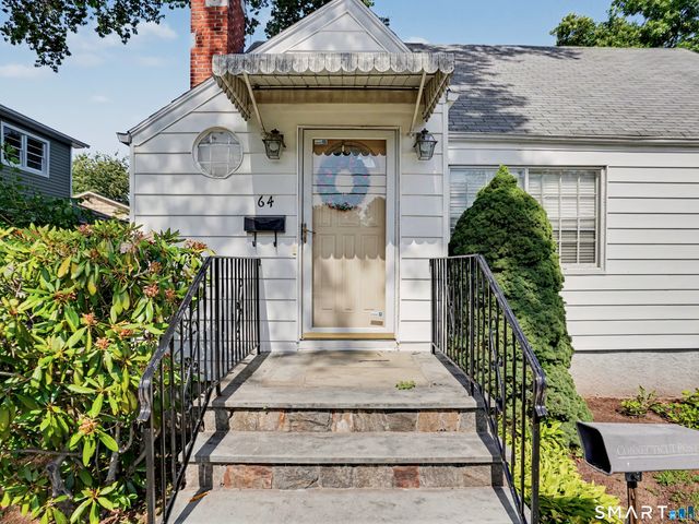 64 Breyer Avenue, Bridgeport, CT 06606