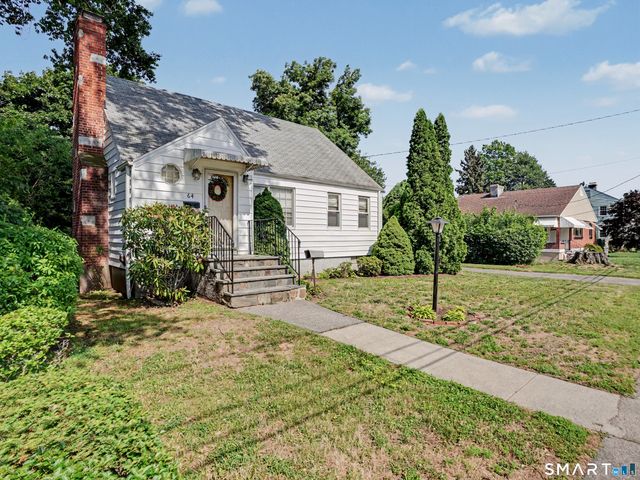64 Breyer Avenue, Bridgeport, CT 06606