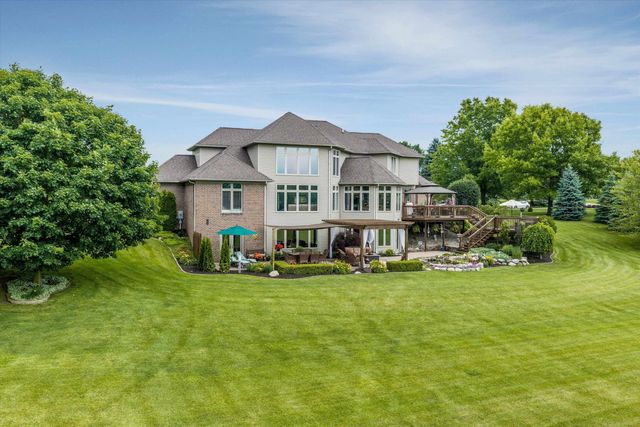 68223 Hillside Lane, Washington, MI 48095