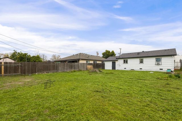 3817 Balsam St, Sacramento, CA 95838