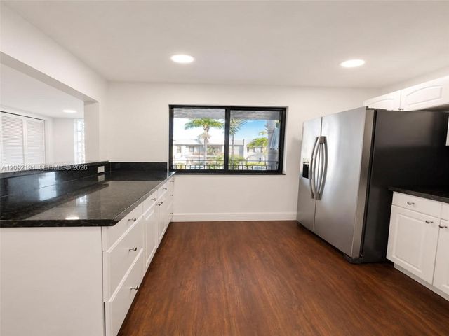 16571 Blatt Boulevard 203, Weston, FL 33326
