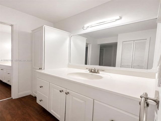 16571 Blatt Boulevard 203, Weston, FL 33326
