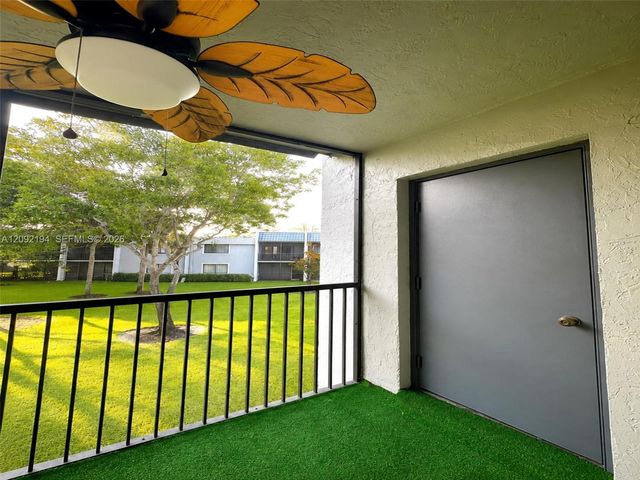16571 Blatt Boulevard 203, Weston, FL 33326