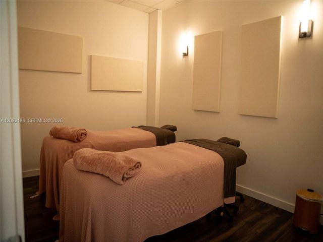 16571 Blatt Boulevard 203, Weston, FL 33326