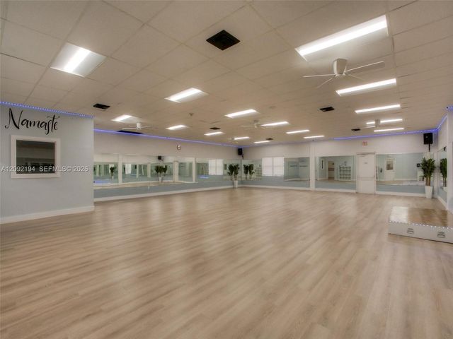 16571 Blatt Boulevard 203, Weston, FL 33326