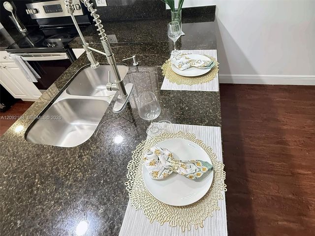 16571 Blatt Boulevard 203, Weston, FL 33326