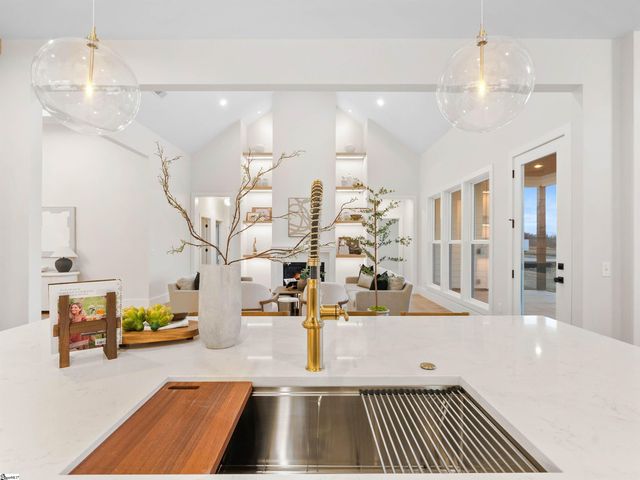 3364 Fairview Road, Fountain Inn, SC 29644