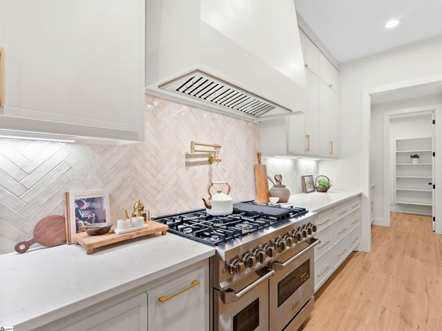 3364 Fairview Road, Fountain Inn, SC 29644