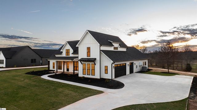 3364 Fairview Road, Fountain Inn, SC 29644