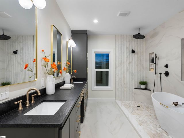 3364 Fairview Road, Fountain Inn, SC 29644