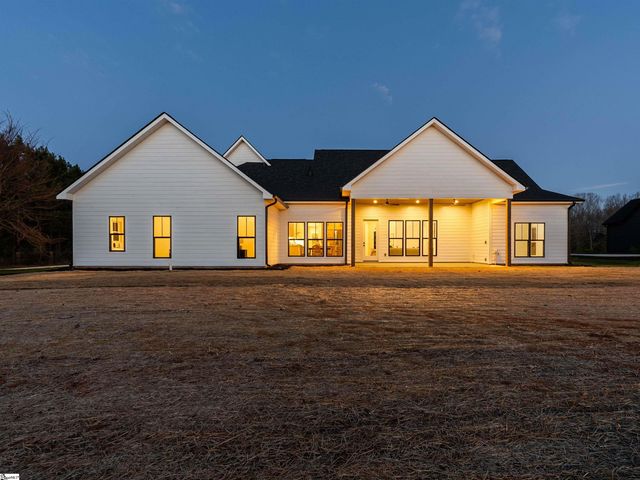 3364 Fairview Road, Fountain Inn, SC 29644