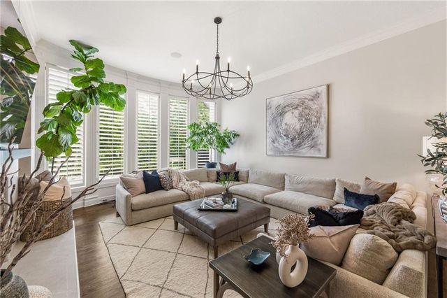 14107 Manor Road, Leawood, KS 66224