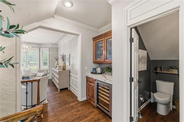 14107 Manor Road, Leawood, KS 66224