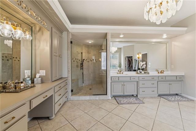 14107 Manor Road, Leawood, KS 66224