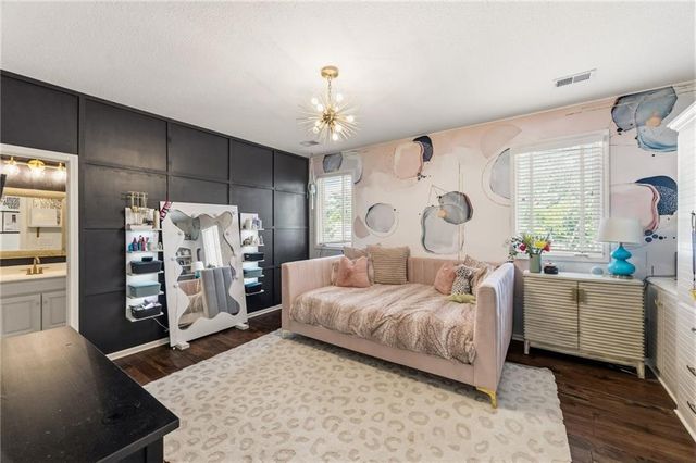 14107 Manor Road, Leawood, KS 66224