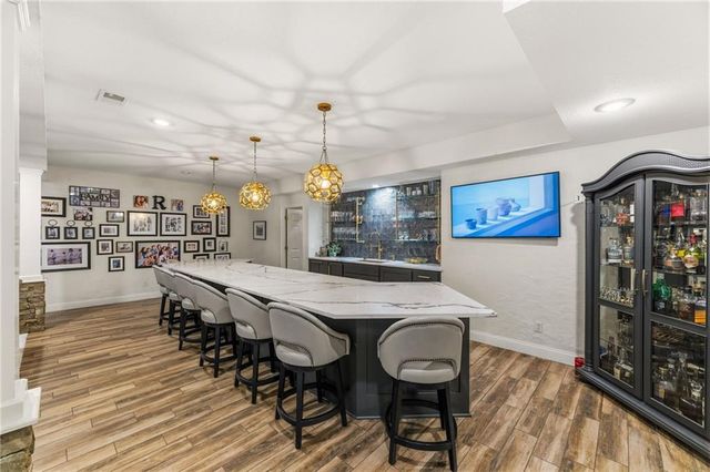 14107 Manor Road, Leawood, KS 66224