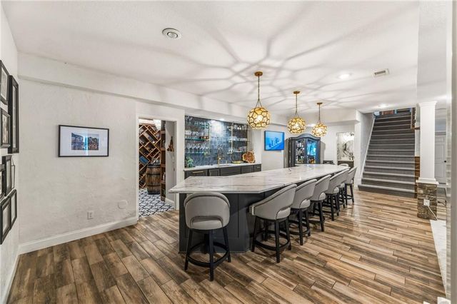 14107 Manor Road, Leawood, KS 66224