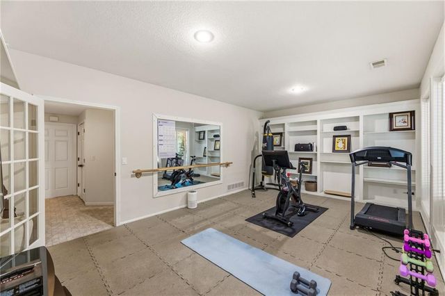 14107 Manor Road, Leawood, KS 66224