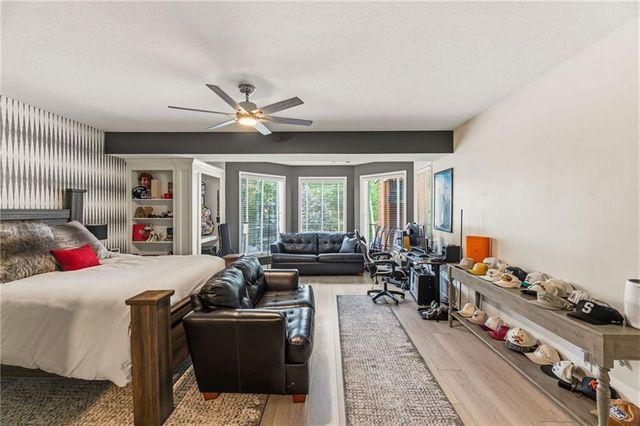 14107 Manor Road, Leawood, KS 66224