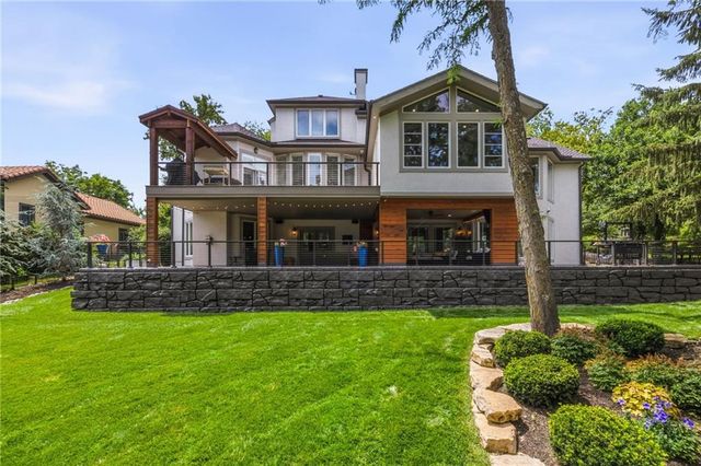 14107 Manor Road, Leawood, KS 66224