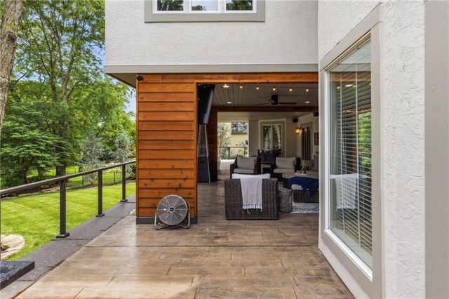 14107 Manor Road, Leawood, KS 66224
