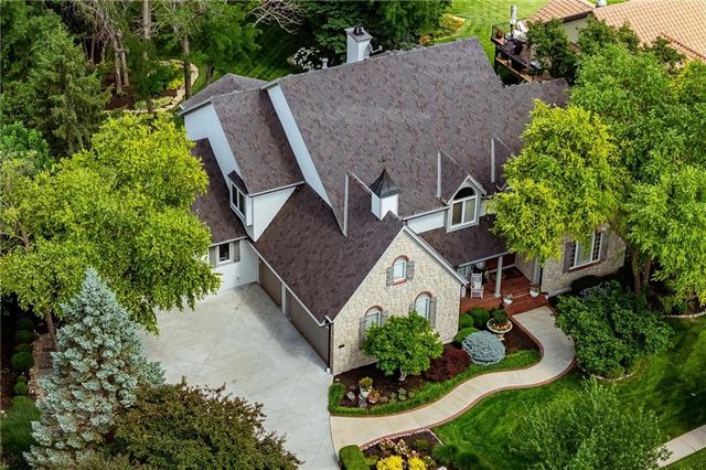 14107 Manor Road, Leawood, KS 66224